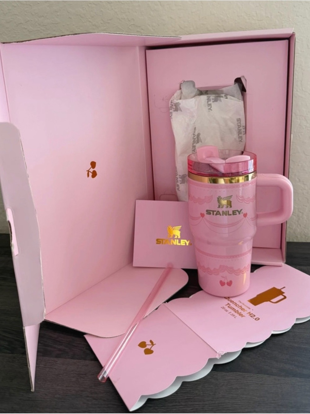 Pink Valentine 20 oz Tumbler Gift Box Straw Heart Design